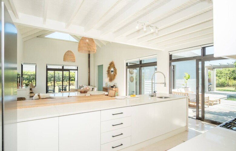 Noordhoek Hideaways | The Lakehouse Retreat