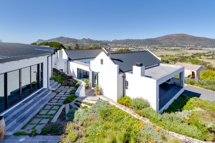Noordhoek Hideaways | Sunny Bank