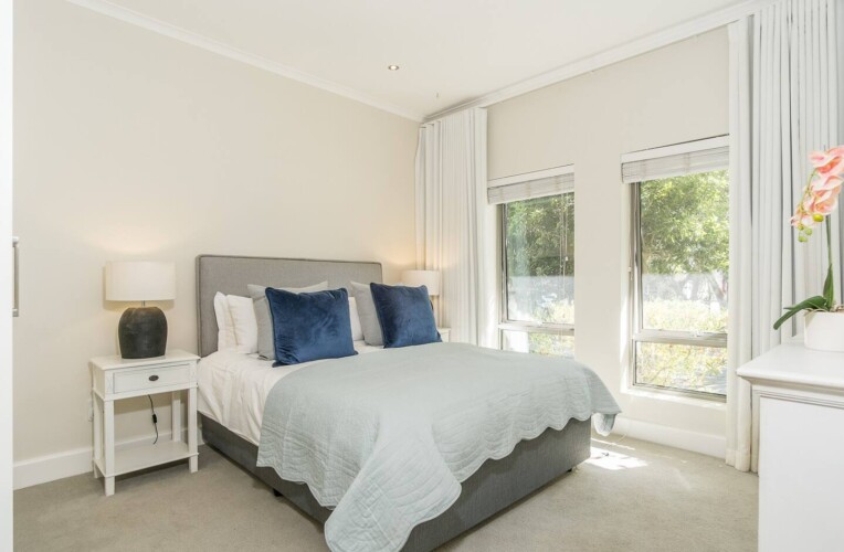 Noordhoek Hideaways | Waterlilly